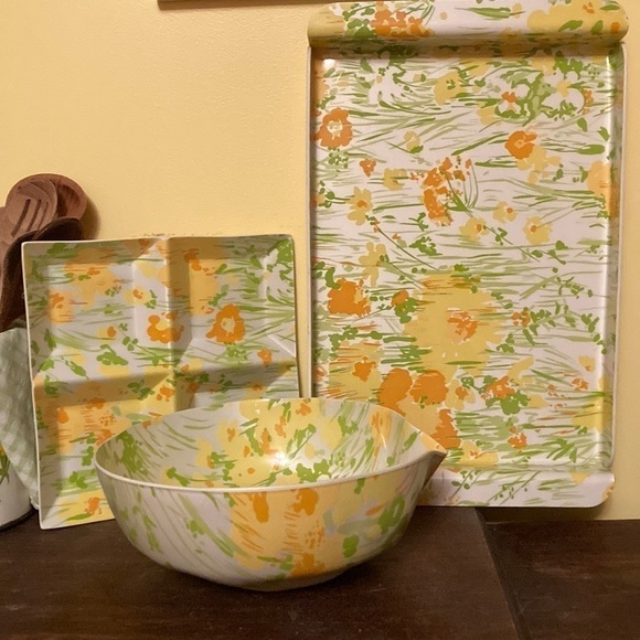 Other - Price drop … MCM 60s Fantastic Floral Bowl, Divided Plate and Serving Tray.